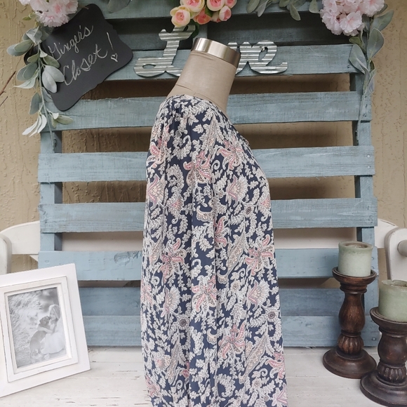 ♥SOLD♥⭐LOFT Buy 3 get 1 free! - Picture 2 of 5